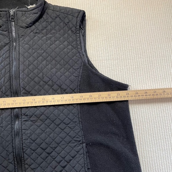 IZOD Women's Black Quilted Fleece Vest Full Zip Sleeveless Jacket - Picture 5 of 6